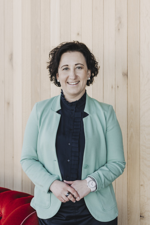 beate puff kopf hotel am garnmarkt business stadthotel götzis